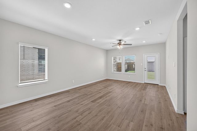 825 Apeldoorn Trail, Little Elm, TX 75068