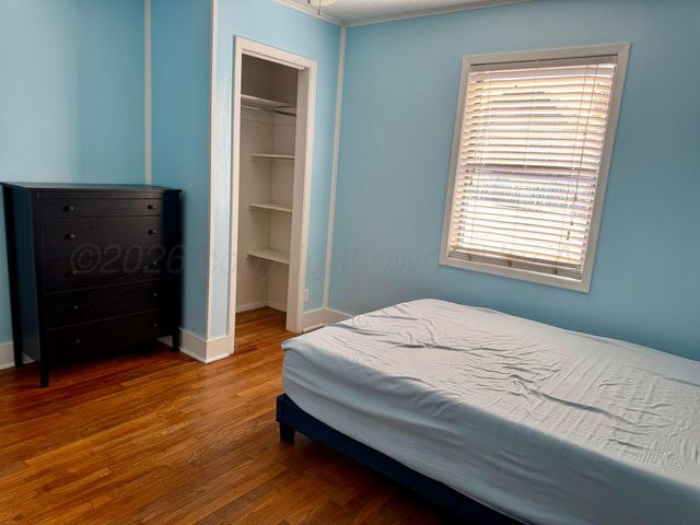 411 E Kingman Avenue, Canadian, TX 79014