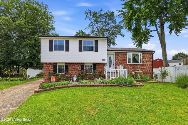 8417 Calm Ln, Louisville, KY 40219