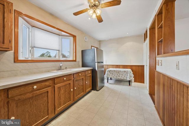 328 BLANCHARD RD, Drexel Hill, PA 19026