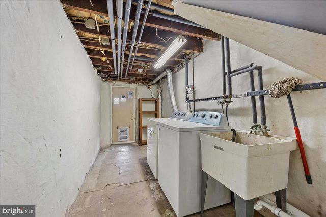 328 BLANCHARD RD, Drexel Hill, PA 19026