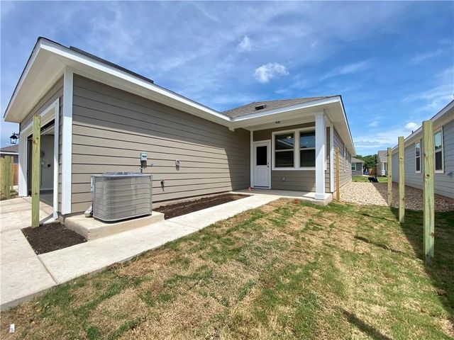 2537 Pecan Island DR, Leander, TX 78641
