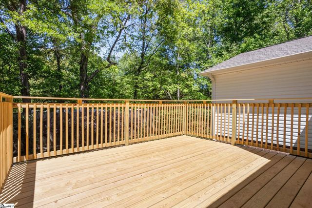 208 Hatteras Lane, Simpsonville, SC 29680