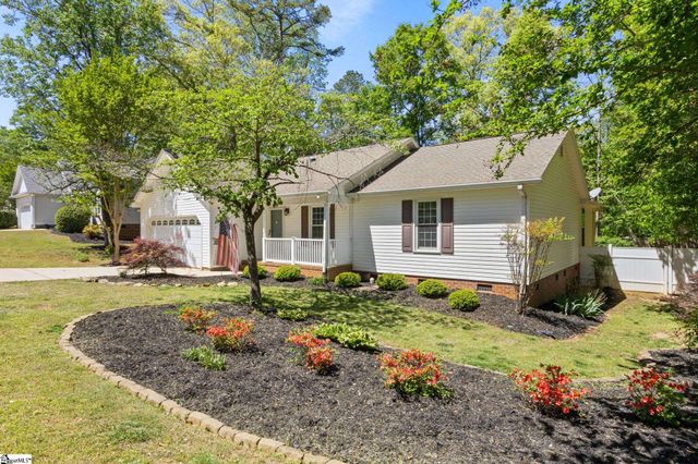 208 Hatteras Lane, Simpsonville, SC 29680