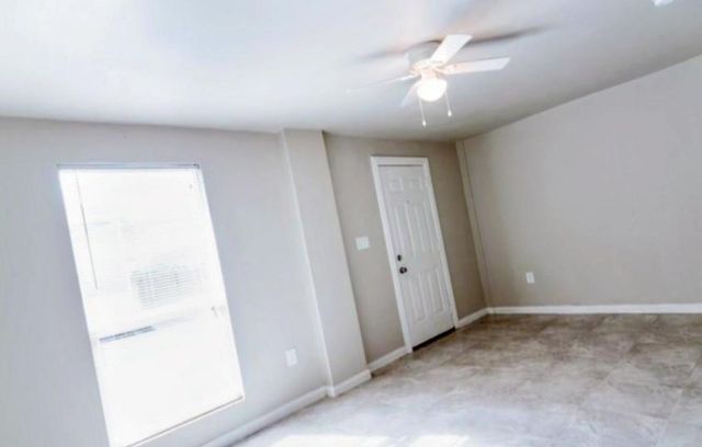 5327 Bell Street 1, Houston, TX 77023