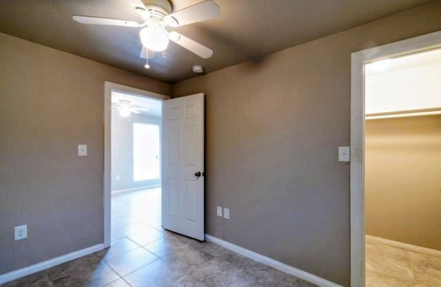5327 Bell Street 1, Houston, TX 77023