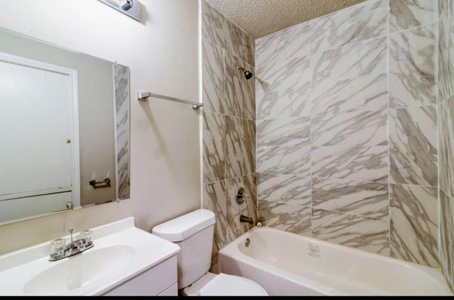 5327 Bell Street 1, Houston, TX 77023