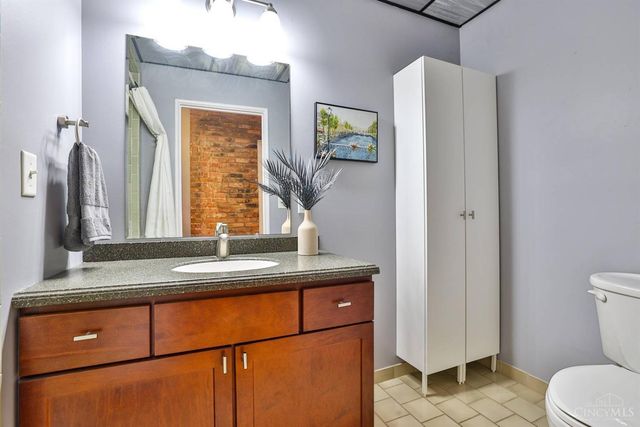 1124 Race Street, Cincinnati, OH 45202