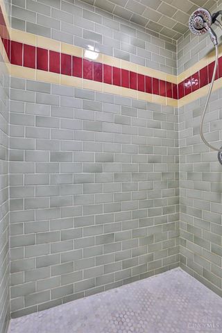 1124 Race Street, Cincinnati, OH 45202