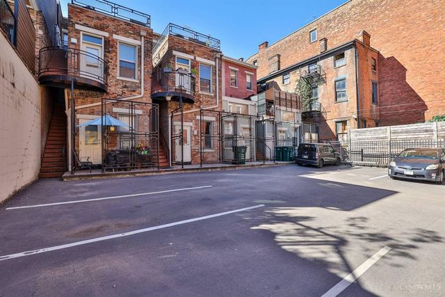 1124 Race Street, Cincinnati, OH 45202