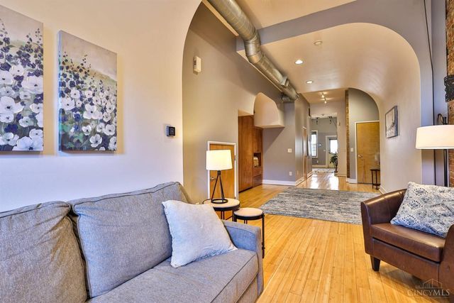 1124 Race Street, Cincinnati, OH 45202