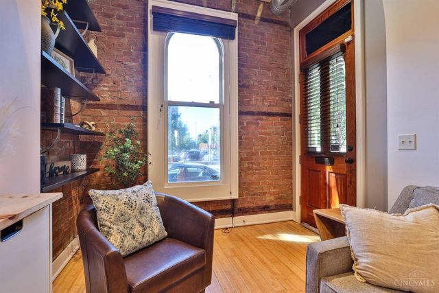 1124 Race Street, Cincinnati, OH 45202