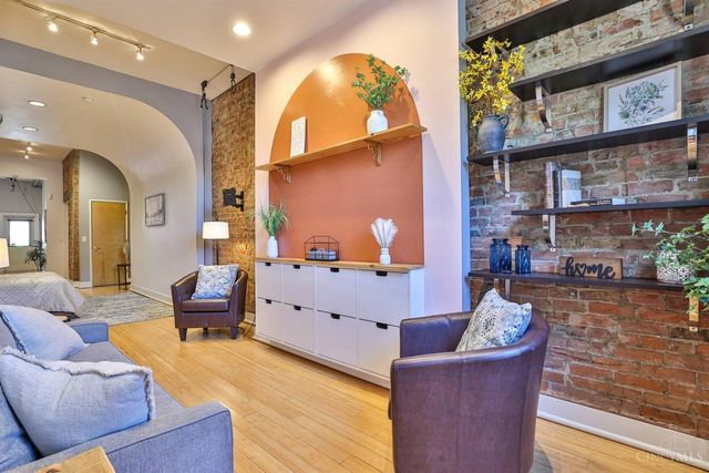 1124 Race Street, Cincinnati, OH 45202