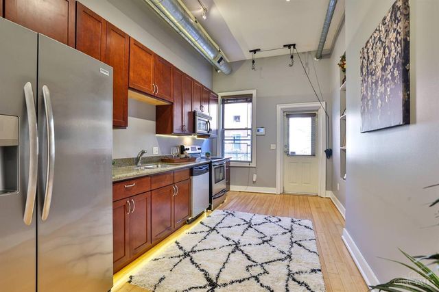 1124 Race Street, Cincinnati, OH 45202
