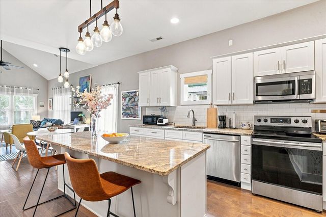 901 S Highland Park Avenue, Chattanooga, TN 37404