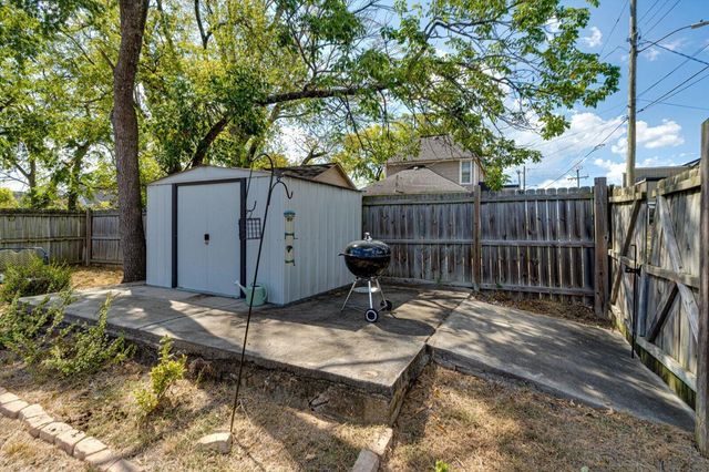 901 S Highland Park Avenue, Chattanooga, TN 37404