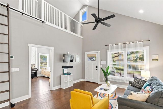 901 S Highland Park Avenue, Chattanooga, TN 37404