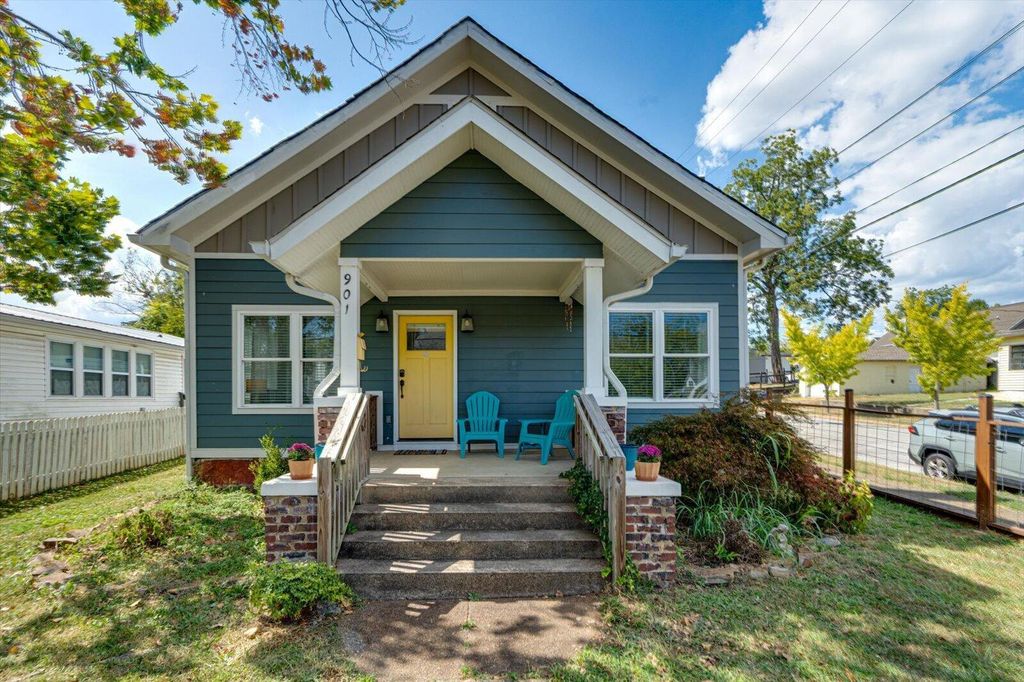 901 S Highland Park Avenue, Chattanooga, TN 37404
