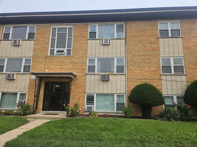 8260 W Oconnor Drive 2NW, River Grove, IL 60171