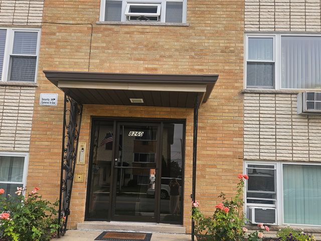 8260 W Oconnor Drive 2NW, River Grove, IL 60171