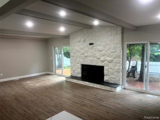 29621 Fernhill Drive, Farmington Hills, MI 48334