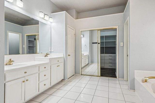 401 Bent Creek Drive, Garland, TX 75040