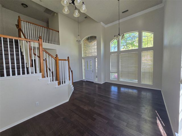 401 Bent Creek Drive, Garland, TX 75040