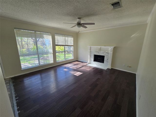 401 Bent Creek Drive, Garland, TX 75040