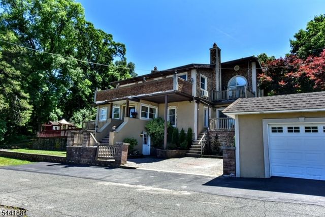 27 Joan St, Wayne Twp., NJ 07470