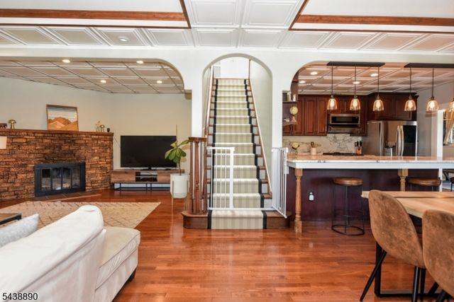 27 Joan St, Wayne Twp., NJ 07470