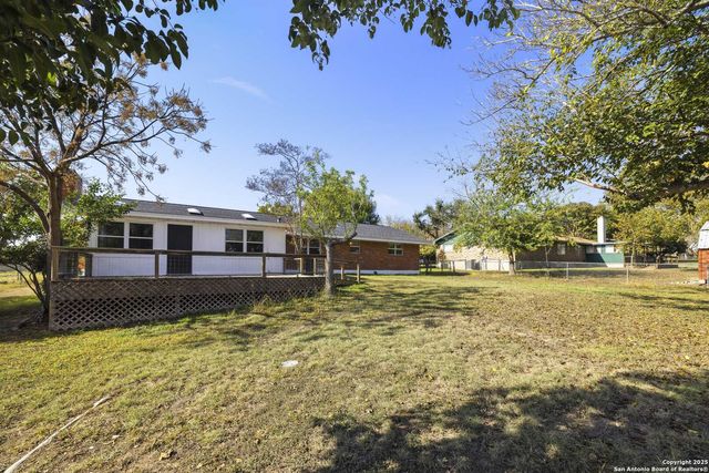 205 Wild Timber, Kerrville, TX 78028