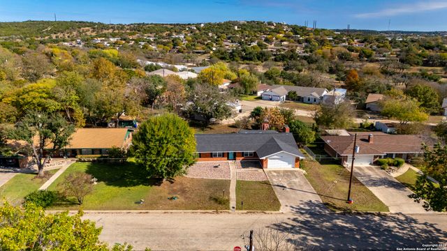 205 Wild Timber, Kerrville, TX 78028