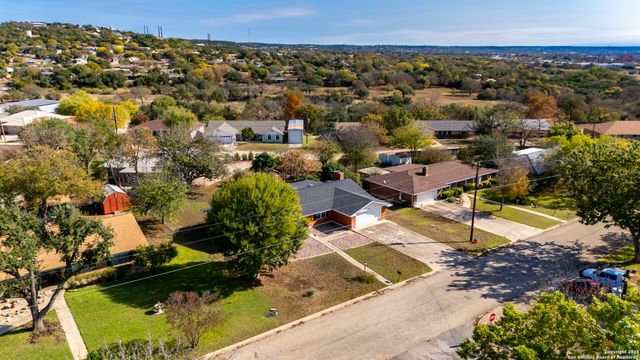 205 Wild Timber, Kerrville, TX 78028