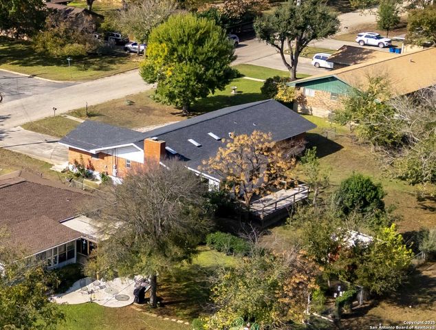 205 Wild Timber, Kerrville, TX 78028