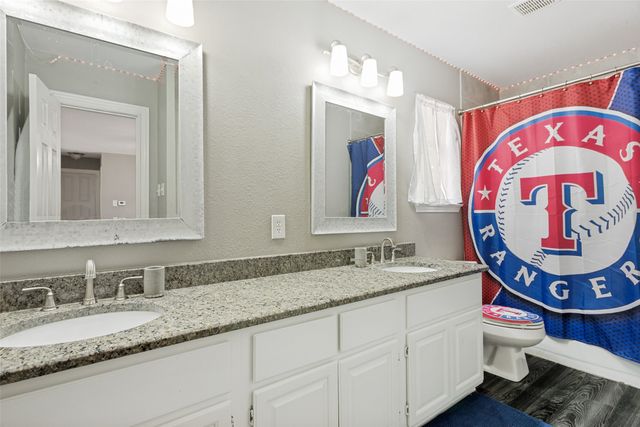 1228 Concho Drive, Benbrook, TX 76126