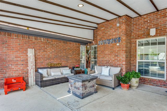 1228 Concho Drive, Benbrook, TX 76126