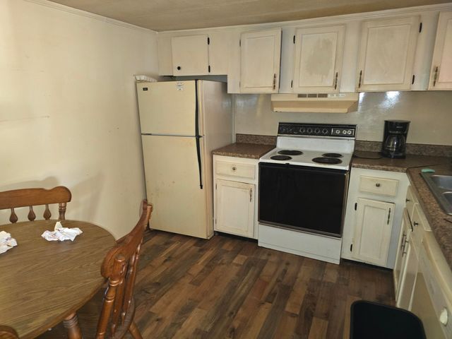 88 Clearview Drive, Irvine, KY 40336
