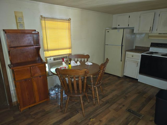 88 Clearview Drive, Irvine, KY 40336