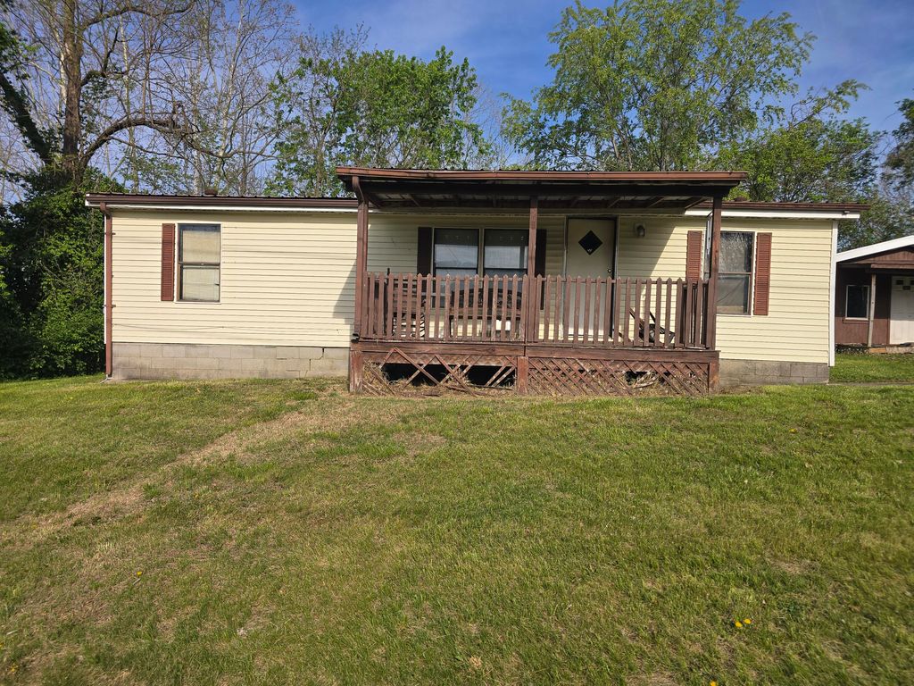 88 Clearview Drive, Irvine, KY 40336