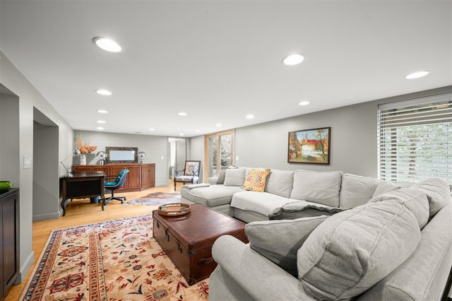 2301 S State Street, Saint Joseph, MI 49085