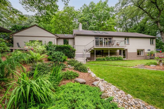 2301 S State Street, Saint Joseph, MI 49085