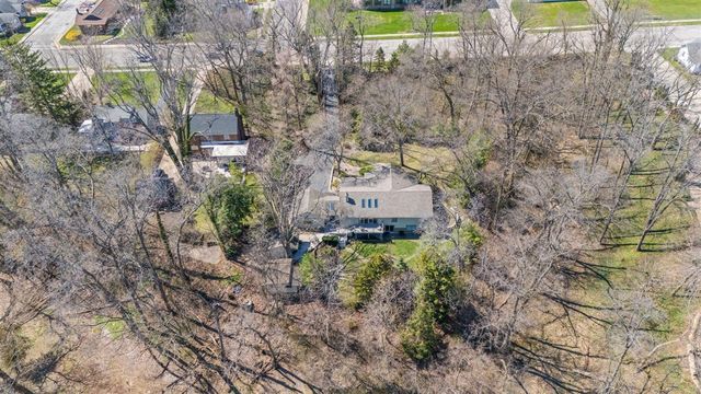 2301 S State Street, Saint Joseph, MI 49085