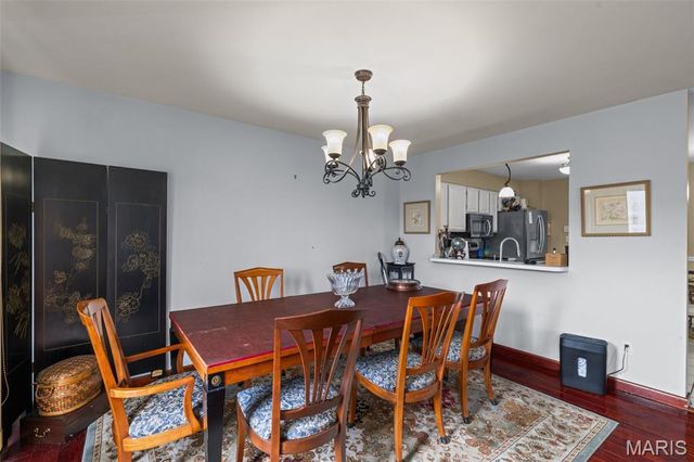 134 Holloway Road, Ballwin, MO 63011
