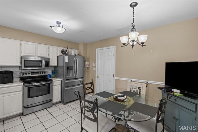 134 Holloway Road, Ballwin, MO 63011