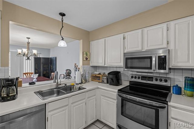 134 Holloway Road, Ballwin, MO 63011