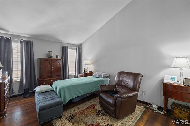 134 Holloway Road, Ballwin, MO 63011