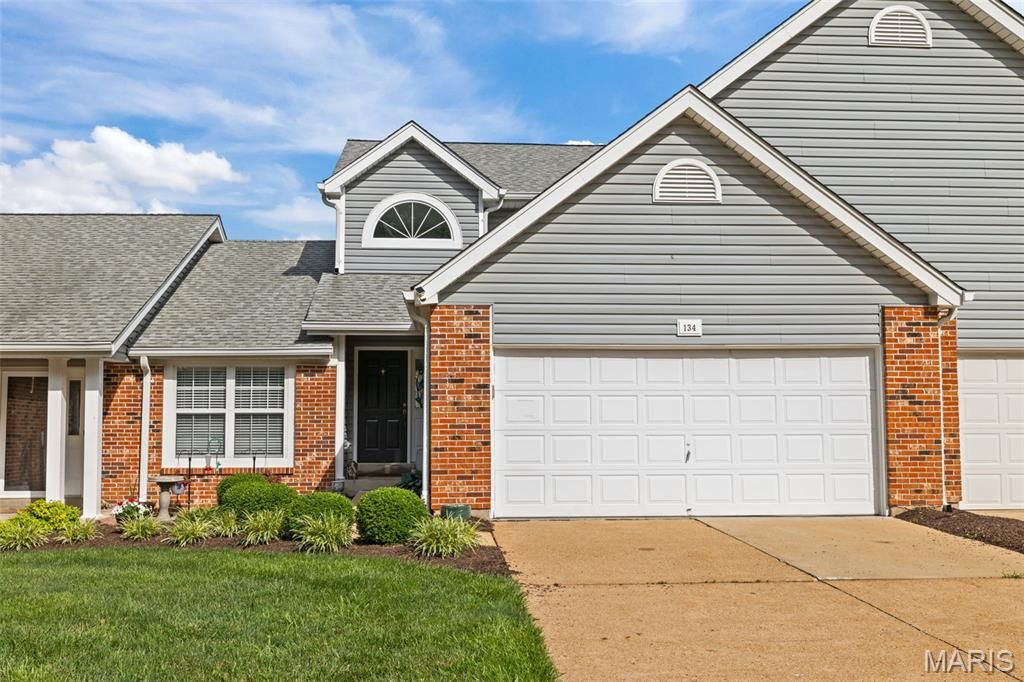 134 Holloway Road, Ballwin, MO 63011