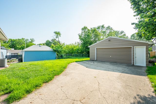 3921 13th Street, Des Moines, IA 50313
