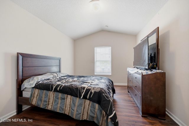 1827 BISCAYNE BAY Circle, Jacksonville, FL 32218