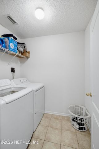 1827 BISCAYNE BAY Circle, Jacksonville, FL 32218